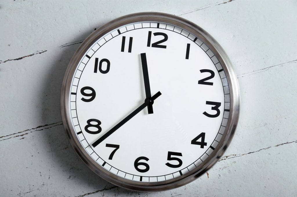 clock counting down how long does it take for ozempic to get in your system